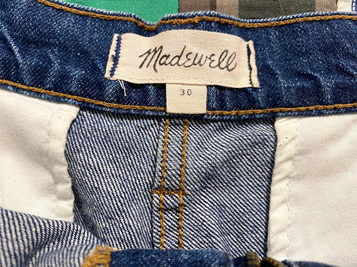 Tripp's Store / Madewell cargo style denim mini skirt // size 30 // blue jean cargo style short skirt