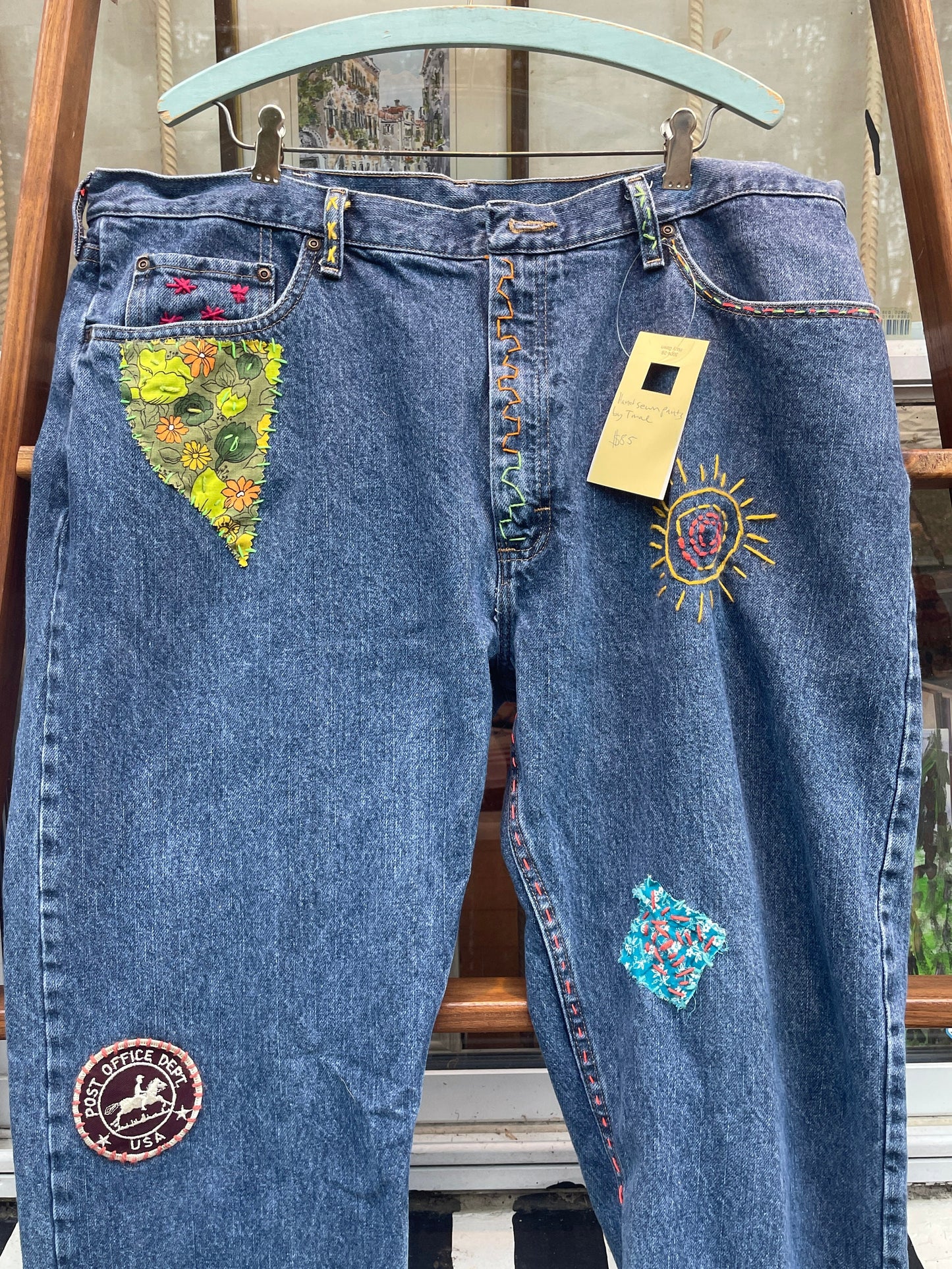 Tripp's Store / CLOTHING / Bespoke Wrangler high waist jeans // Size 12 // Size 40 x 30 // Embroidered hand stitch one of a kind 90s Mom cotton jeans