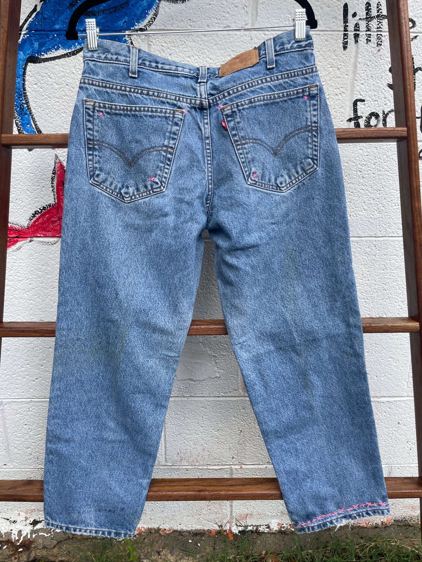 Tripp's Store / JEANS / One of a kind stitched blue jeans // pink stars // 32 X 27 // Bespoke stitched jeans