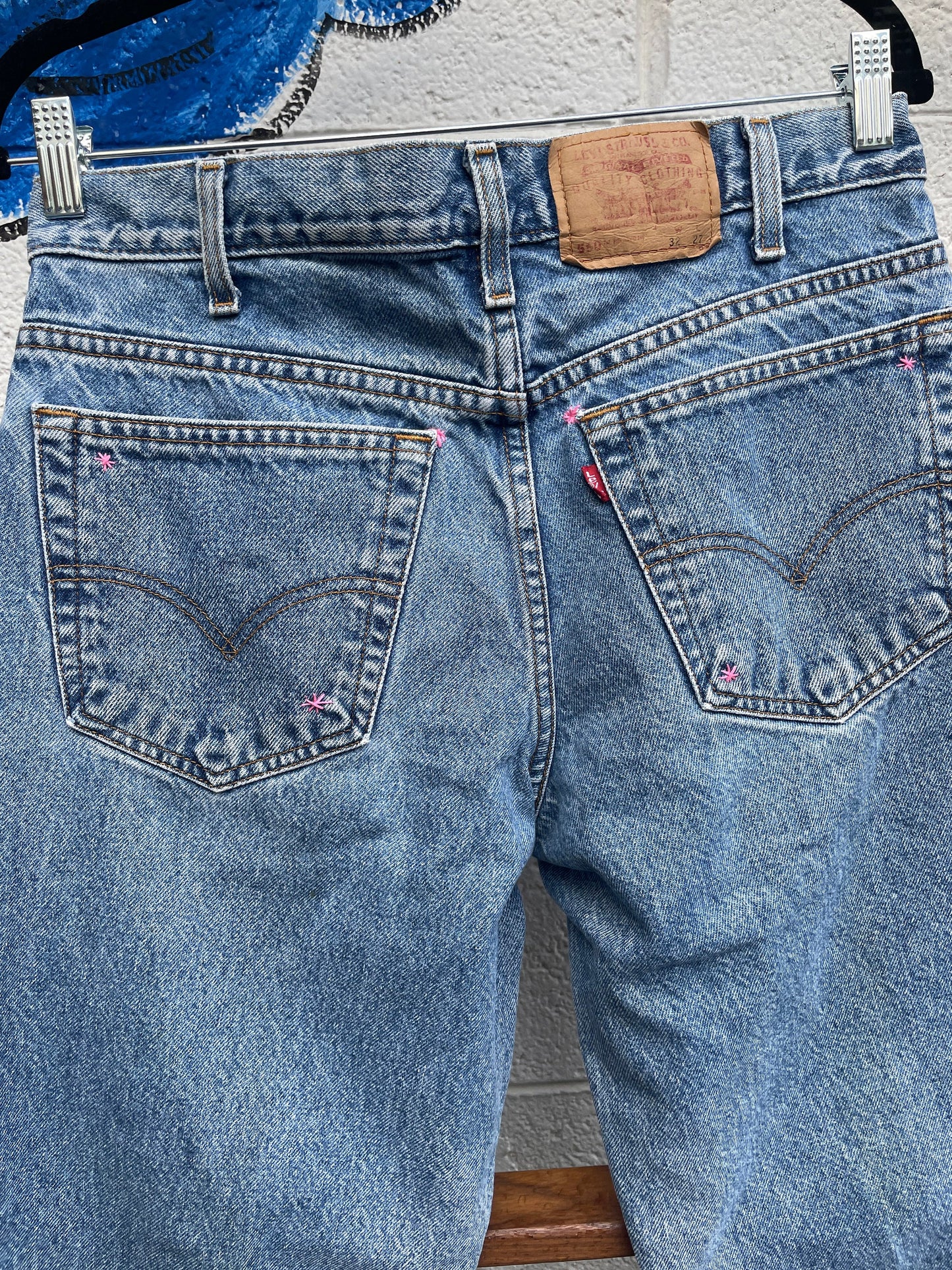 Tripp's Store / JEANS / One of a kind stitched blue jeans // pink stars // 32 X 27 // Bespoke stitched jeans