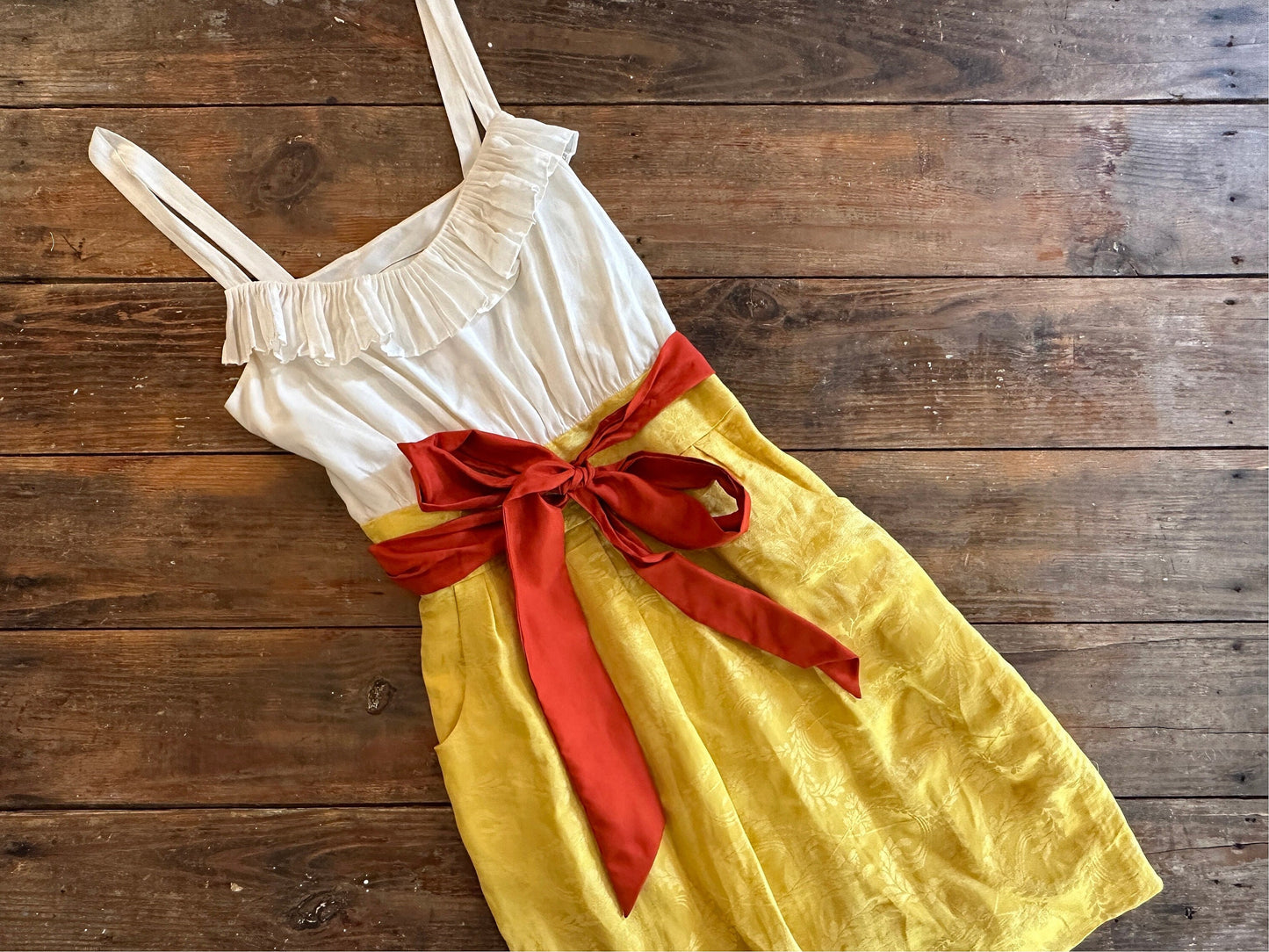 Tripp's Store : Moulinette Soeurs ruffle dress Women's Size 0 White golden rod yellow red satin ruffle spring break summer dress / Anthro