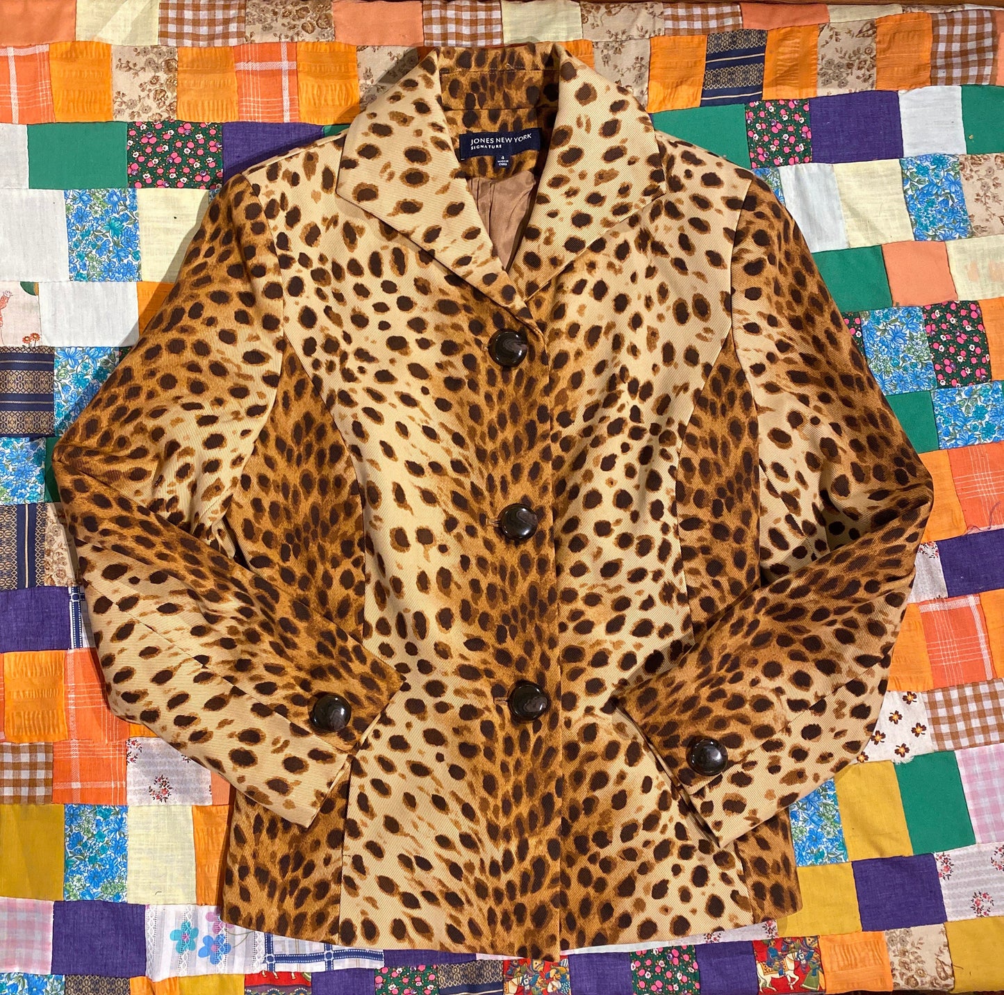 Tripp's Store / Leopard print Jones NY single breasted blazer jacket // Size 4 // Cheetah leopard print cotton single breasted jacket