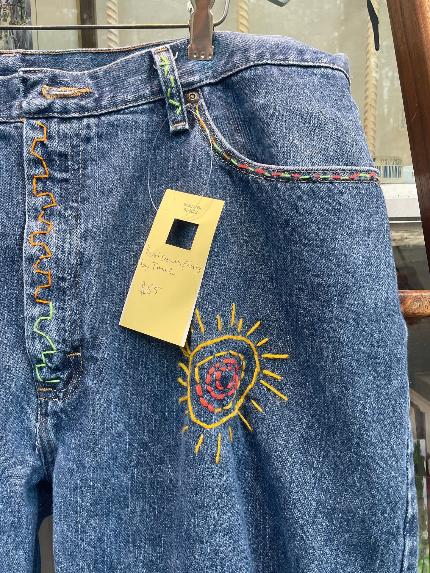 Tripp's Store / CLOTHING / Bespoke Wrangler high waist jeans // Size 12 // Size 40 x 30 // Embroidered hand stitch one of a kind 90s Mom cotton jeans