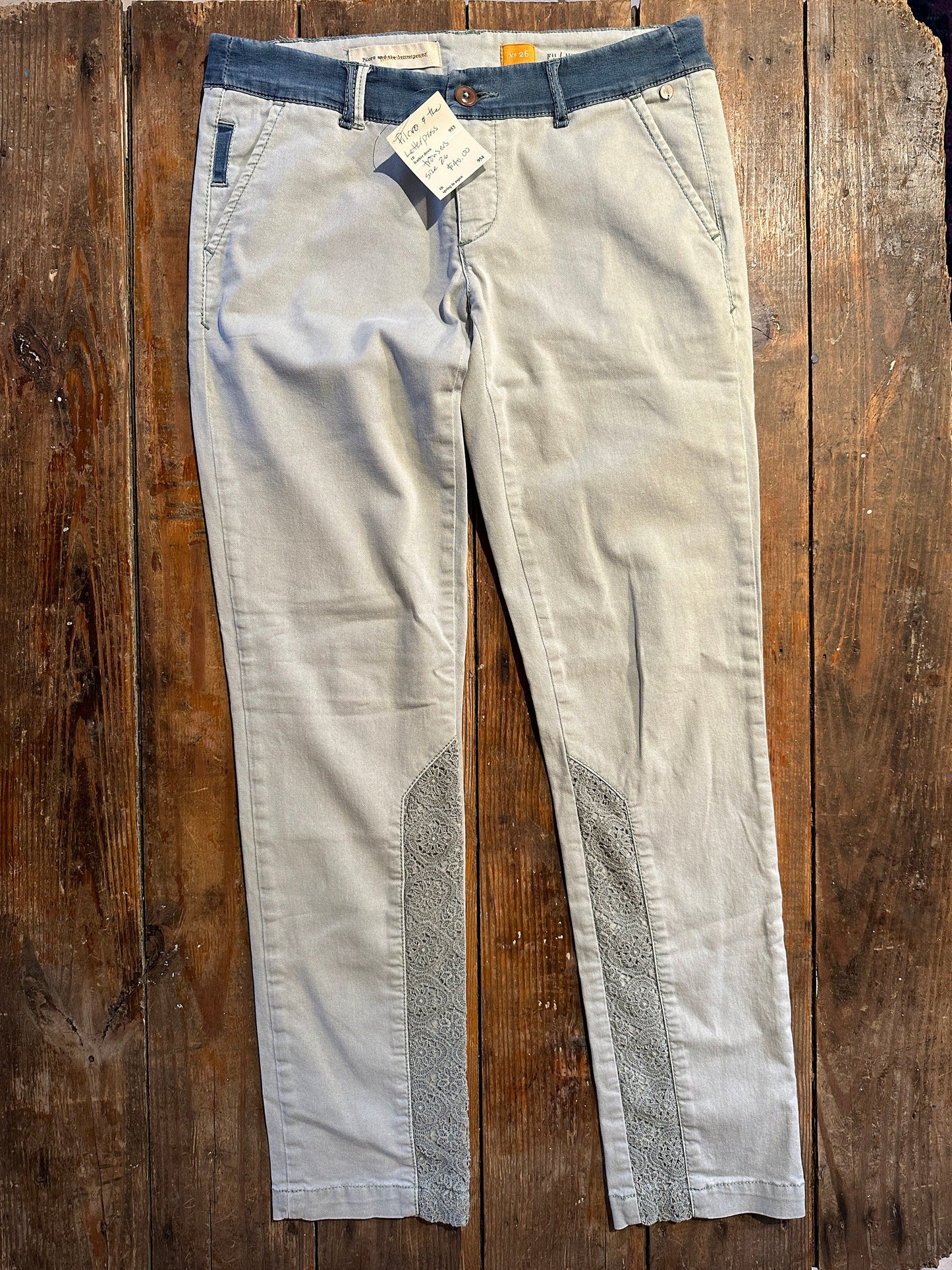 Tripp's Store / Pilcro and the Letterpress color blocked trousers // Women's Size 26 // Pale green and blue jeans with lace insets